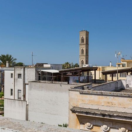 Palazzo Piccinno Parabita Esterno foto